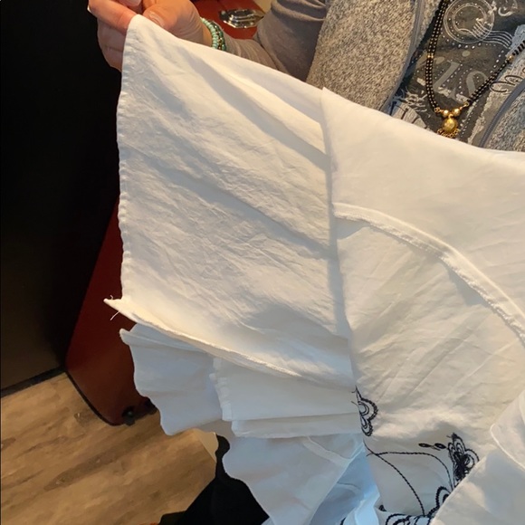 Sunny Leigh White Summer Skirt - Picture 7 of 8